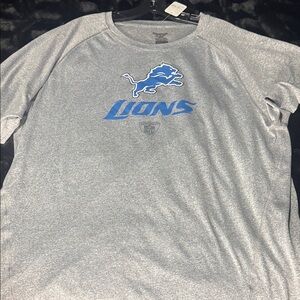 Reebok Graphic Men's Tee with Blue Graphic